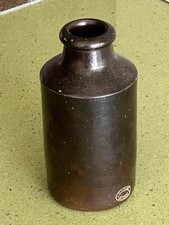 Vase ou pot à encre en grès