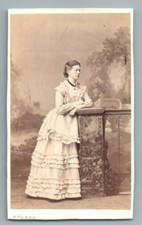 CDV FEMME MARIE DE LISSERT LISSART ? PHOTO KEN EMILE BONDONNEAU PARIS FASHION