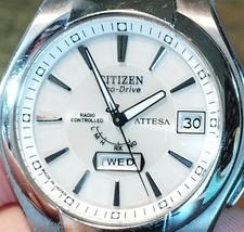 Citizen Attesa Eco-Drive Date Du Jour Radio-Pilotée Argent Blanc Solaire Montre