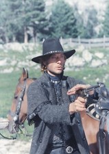 Johnny Hallyday - Film  - Le spécialiste avec un colt  -  affiche plastifiée