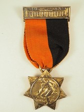 MEDAILLE DECORATION ANCIENNE ARGENT MASSIF 1933 THE HOOVER WAR MEDAL CLARIDGE