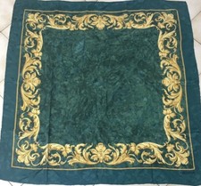 Magnifique Foulard VALENTINO soie TBEG vintage 86 x 86cm scarf Valentino silk