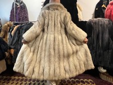 Manteau En Fourrure De Renard