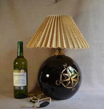 grosse lampe en opaline noire