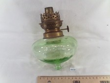 ancien réservoir ou toupie en verre vert de lampe à pétrole Ø 13,3 cm (DH38)