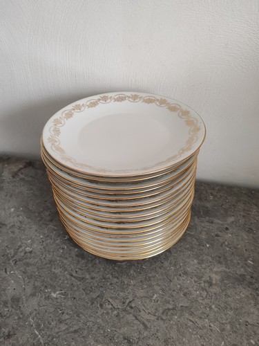 Assiettes porcelaine - 18,