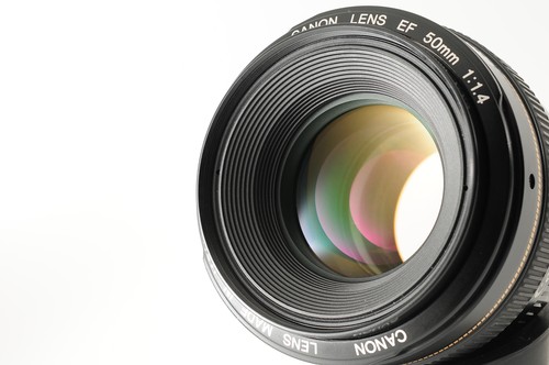 Canon 50mm 4 - f/1.4, usm