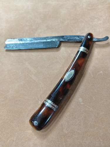 Ancien rasoir coupe - ancien, a