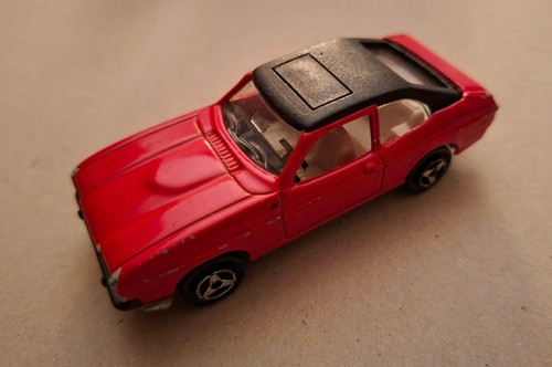 Voiture miniature ancienne - voiture,