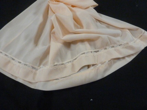 Joli jupon vintage long - jupon,