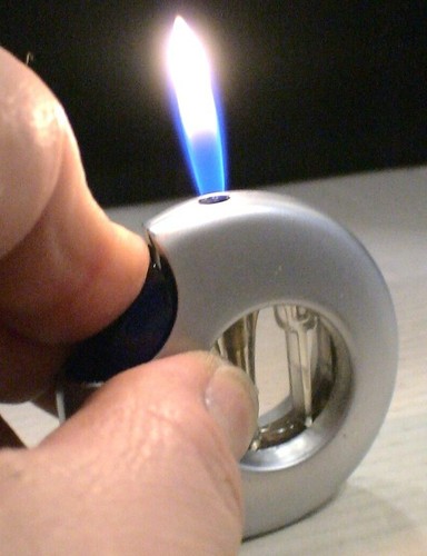 Briquet ancien design type - ancien, {