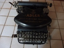 Machine à écrire Adler 7 de 1910