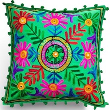 Housse de coussin brodée Boho