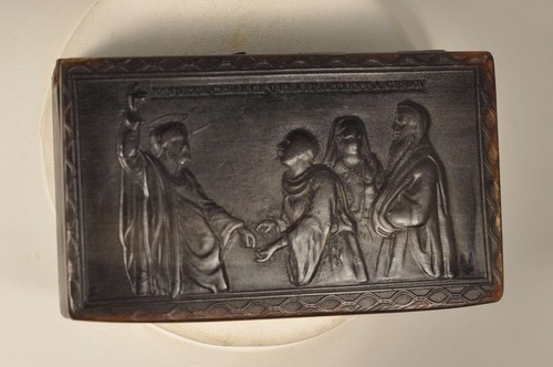 Tabatiere ancien corne sculpte - tabatiere,