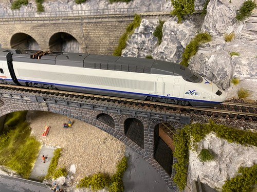 Tgv jouef ave - edition, limite
