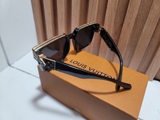 Louis Vuitton Z1165W 1.1