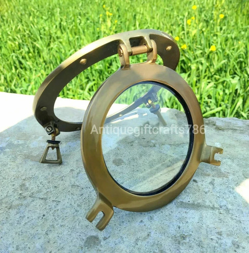 Hublot ancien - 15",