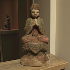 Statuette ancienne en bois