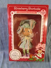 Poupée Charlotte aux fraises odorante Amandine party pleasure modèle 1980*2019