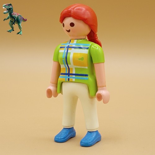 Playmobil-figurine-femme-médi