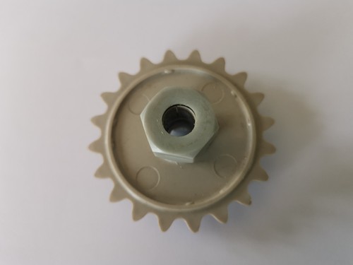 Meccano roue chaine 20 - chaine,