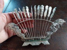 BROCHETTES PIQUES A ESCARGOTS