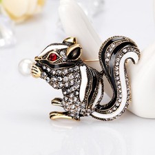Broche ornementale forme - en,