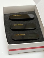 Lace Custom Gold Sensor Black