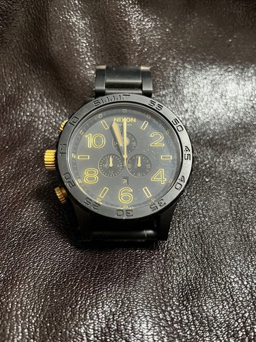 Nixon working - 51-30, (working
