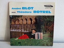 ANDRE BLOT joue THEODORE