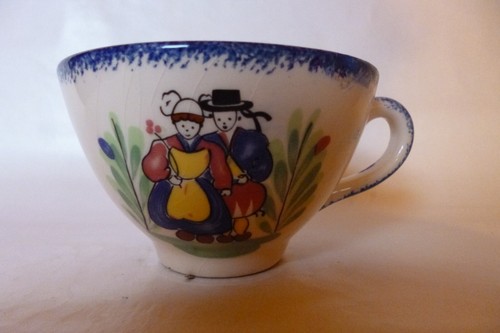 Ancienne tasse bretonne - ancienne, en