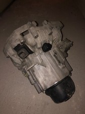 boite de vitesse clio 16s,r 19