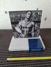 Très Beau  Présentoir Parfum