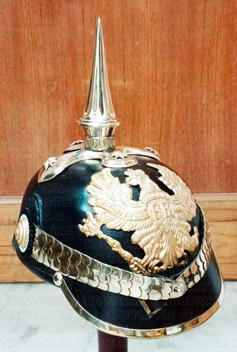Casque allemand pickelhaube - allemand, en
