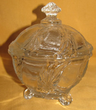 Sucrier en cristal moulé