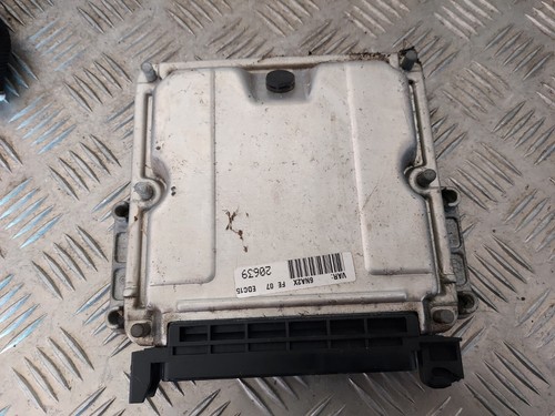 Calculateur moteur citroen - calculateur,
