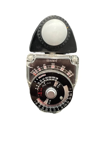Used read sekonic studio - used,