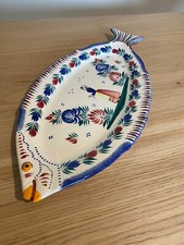 Plat a poisson Faience de quimpert signee HB Numéroté 46 Cm
