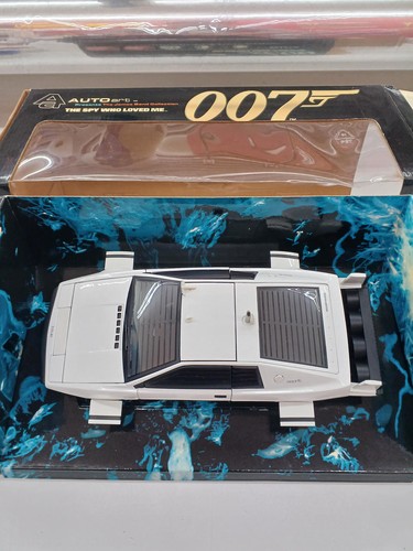 Autoart 007 lotus esprit 18 - autoart,
