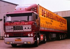 TEKNO 81527 DAF 3300 TRACTEUR