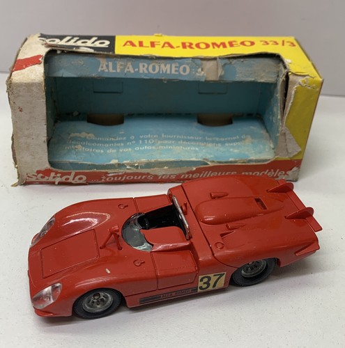 Rare ancienne voiture - ,