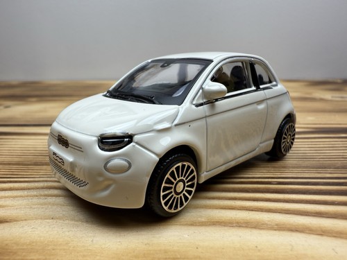 Bburago fiat 500e 2021 - 1/43,