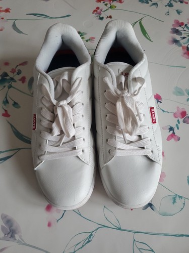 Baskets levis comme neuve - levis,