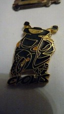 PIN'S MOTO /  SCOOTER  MBK  /  EVOLIS / .  RARE