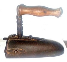 FER A REPASSER A LINGOT FLAT IRON XIX ème
