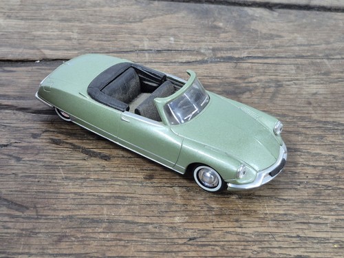 Voiture miniature citroën - voiture,