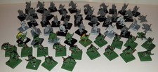 Warhammer lot 58 figurines guerriers Saurus hommes lézards plastique
