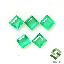 3x3 MM Émeraude Naturel Coupe