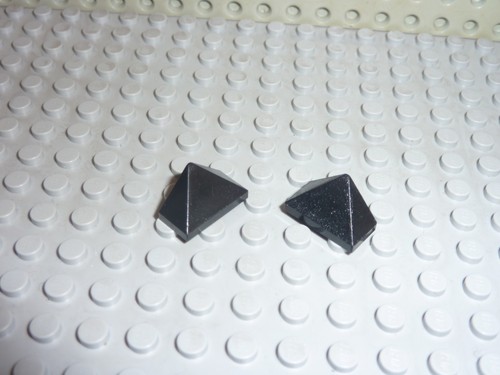 Lego black slope brick - 2, ref