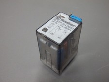 553290240040     - FINDER -      55.32.9.024.0040 / RELAIS ELECTROM. 24VDC  USED